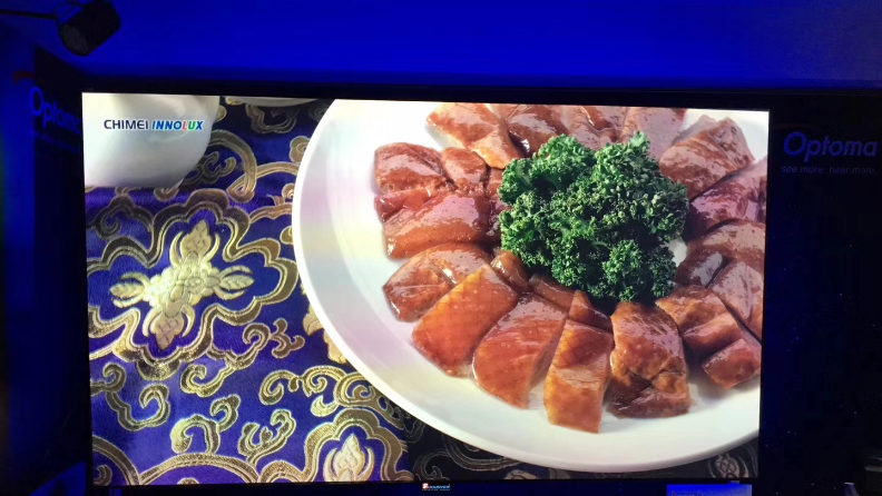 激光電視有哪些優(yōu)點(diǎn)?首先，大屏幕就是爽！